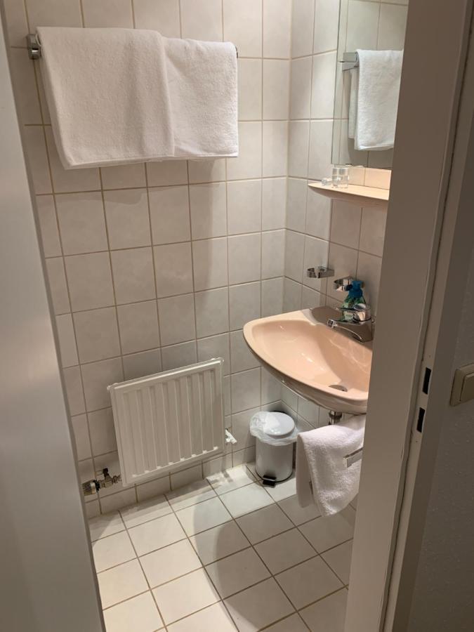 Gasthof Zum Baeren Asperg Extérieur photo